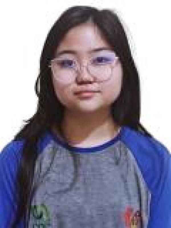 LARA YUNA