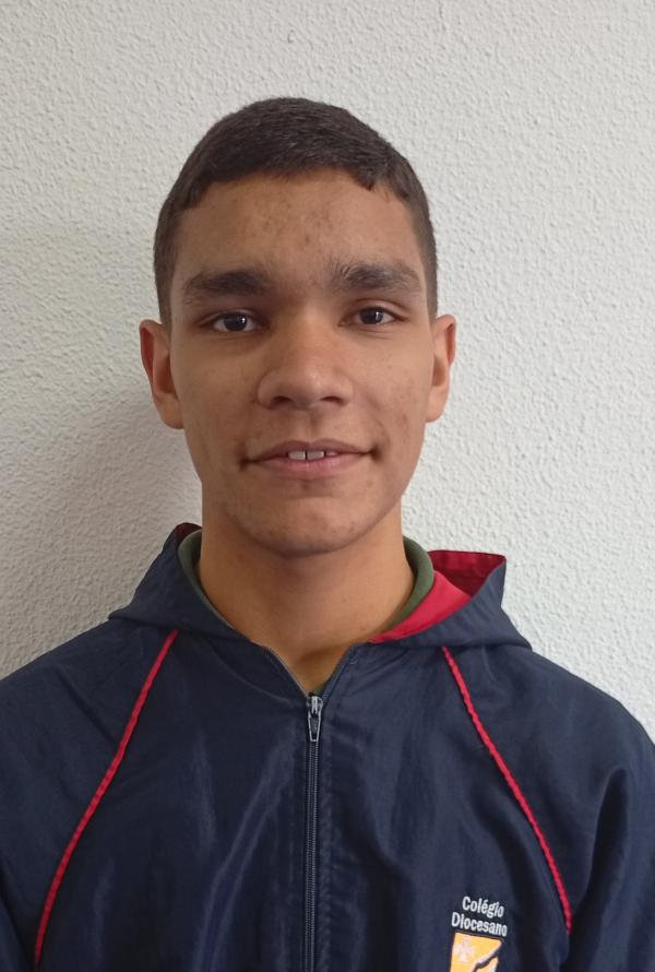 Fernando - Colégio Diocesano Paulo VI 