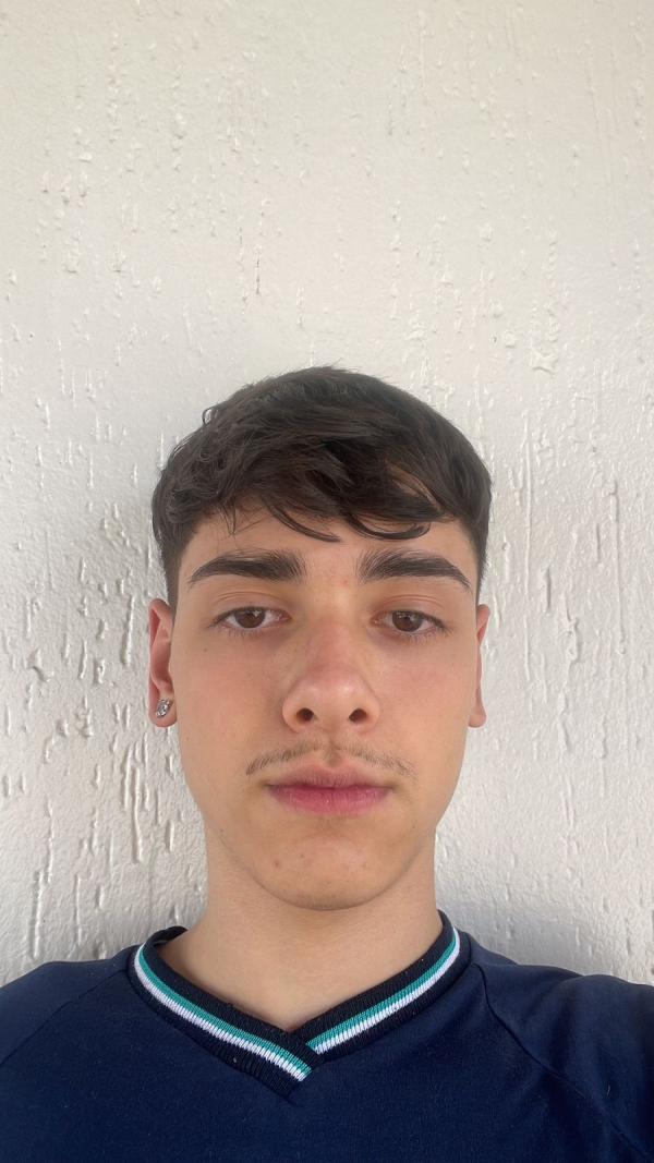 Gustavo - Colégio Mello Dante 