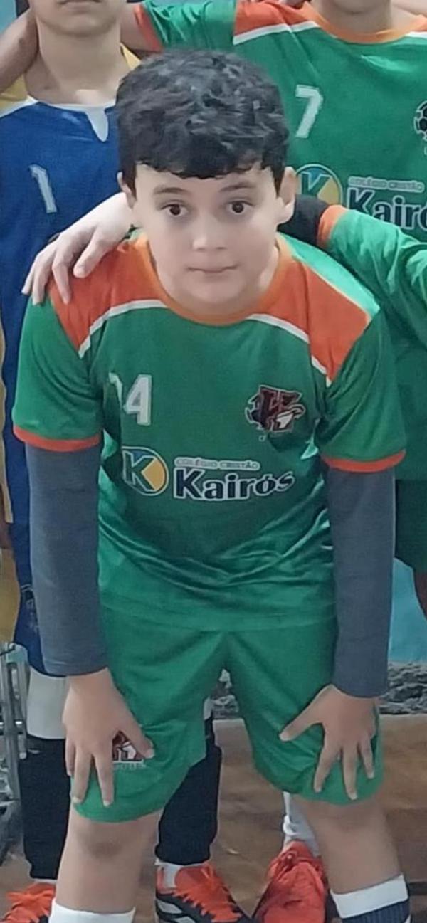 Bernardo - Colégio Cristão  Kairós 