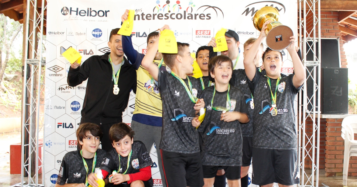 Invicto, Colégio IENEC conquista o título do futebol society na categoria sub 12