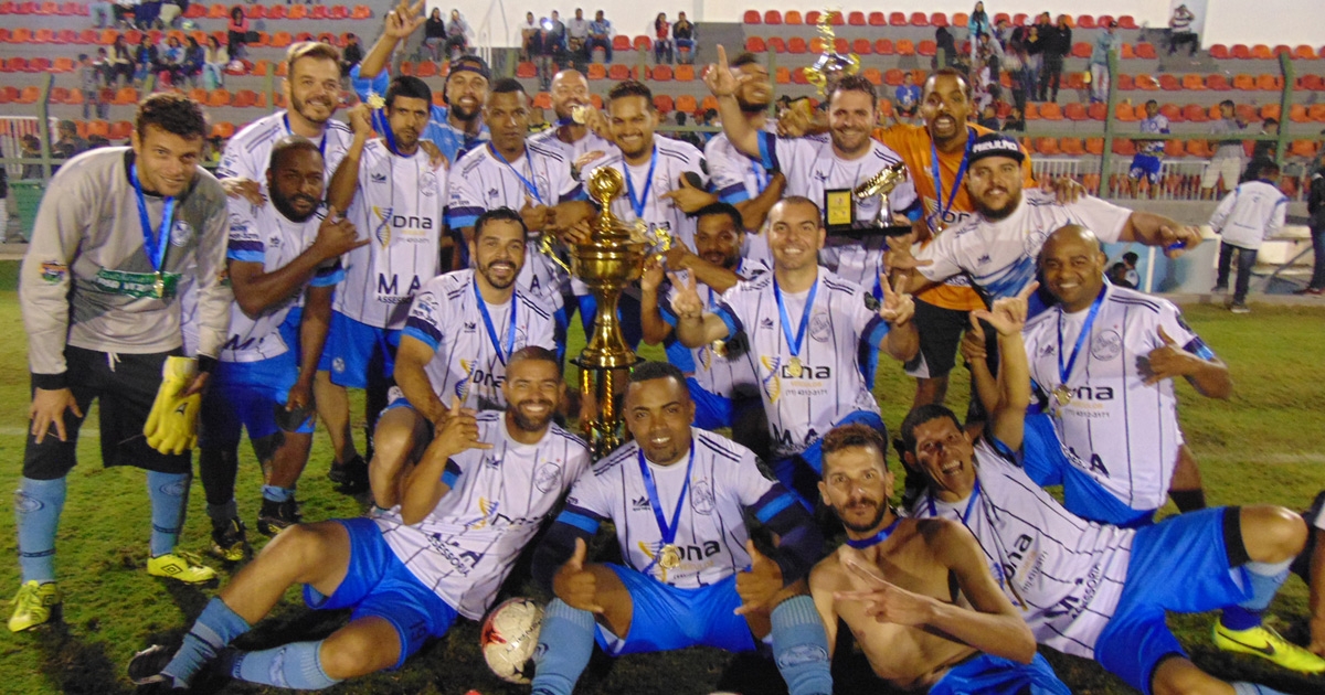 Azulão derrota Vila São Paulo e é campeão do Campeonato Veterano 2018