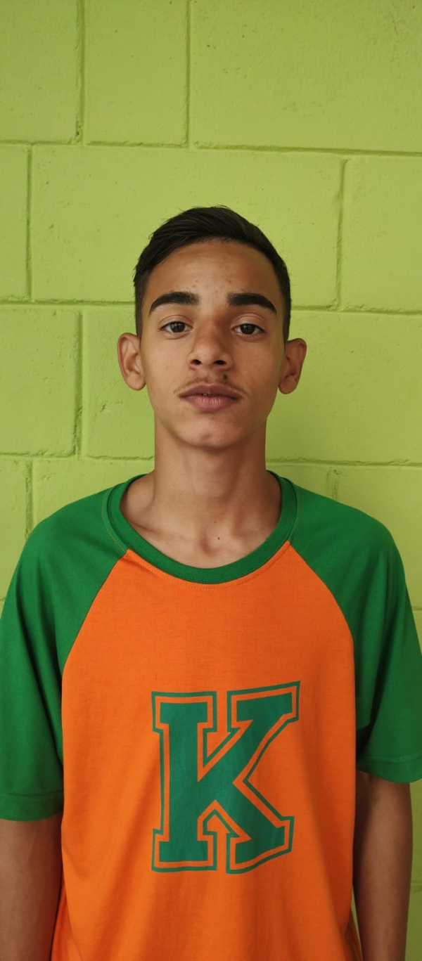 Robert - Colégio Cristão  Kairós B