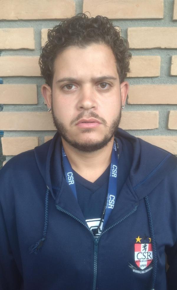 PROF LÉO
